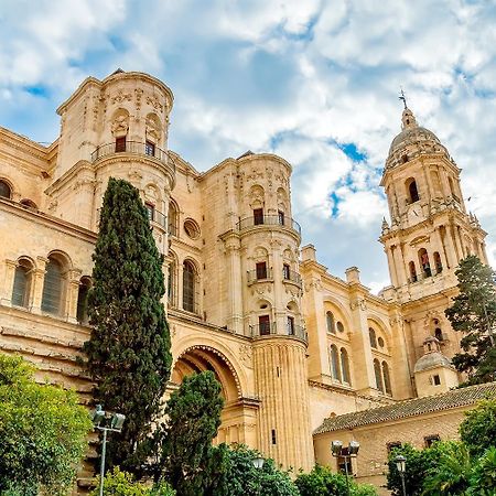 Апартаменты Premium Historic Center & Parking Малага Экстерьер фото